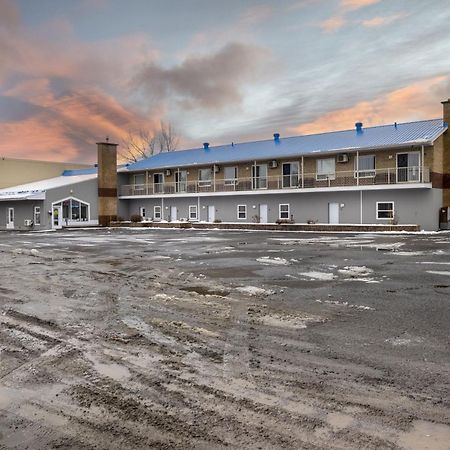 Motel Et Condo Chez Charley Sainte-Anne-de-Beaupré Kültér fotó